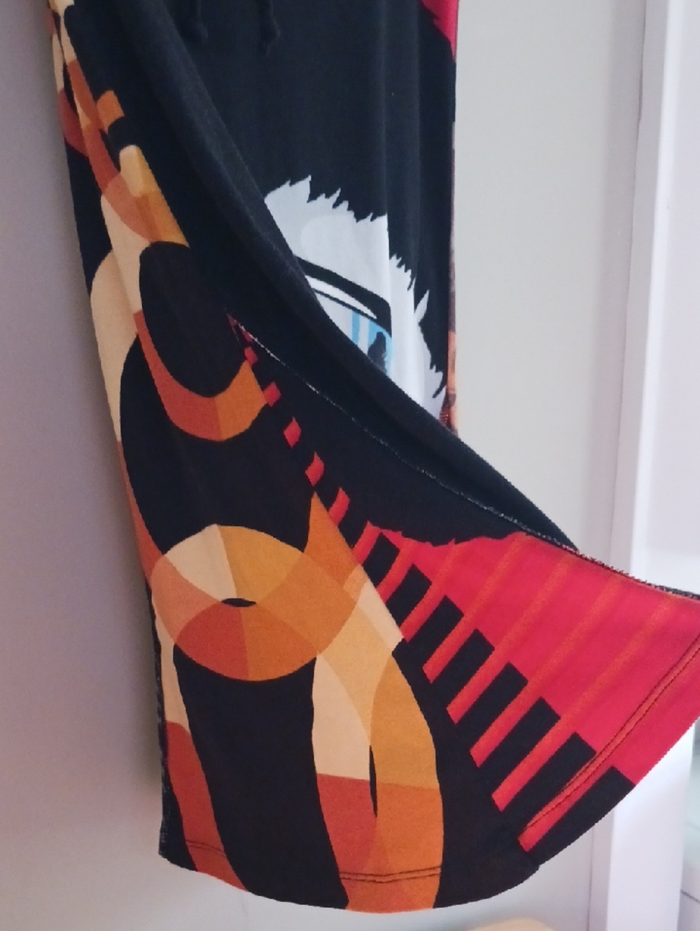 Animated Closet NYC Vibrant Cotton Graphics Design Skirt Size M - Picture 4 of 16